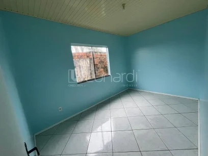 Foto Casa com 2 Dormitórios