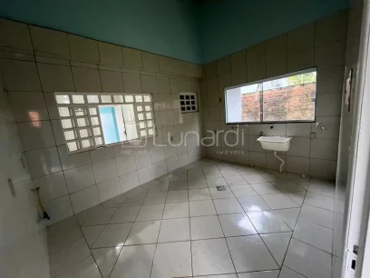 Foto Casa com 2 Dormitórios