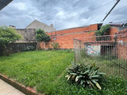 Foto Casa com 2 Dormitórios