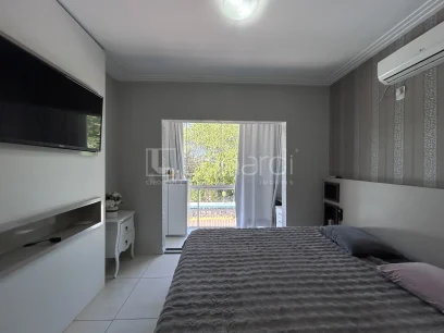 Foto Casa com 3 Dormitórios