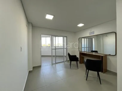 Foto Apartamento com 2 Dormitórios