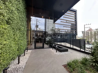 Foto Apartamento com 3 Suítes