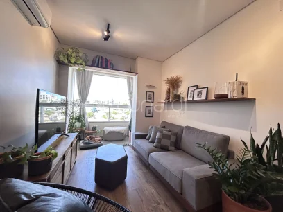 Foto Apartamento com 2 Dormitórios