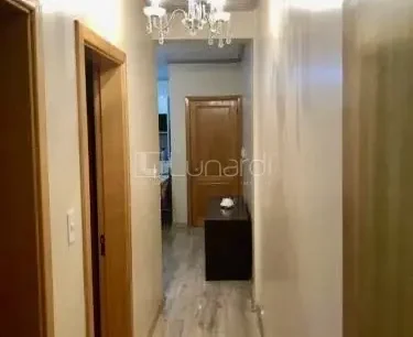 Foto Apartamento com 2 Dormitórios