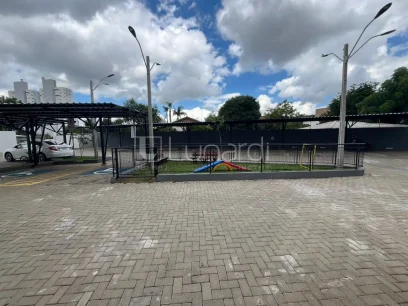 Foto Apartamento com 2 Dormitórios