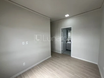 Foto Apartamento com 2 Dormitórios