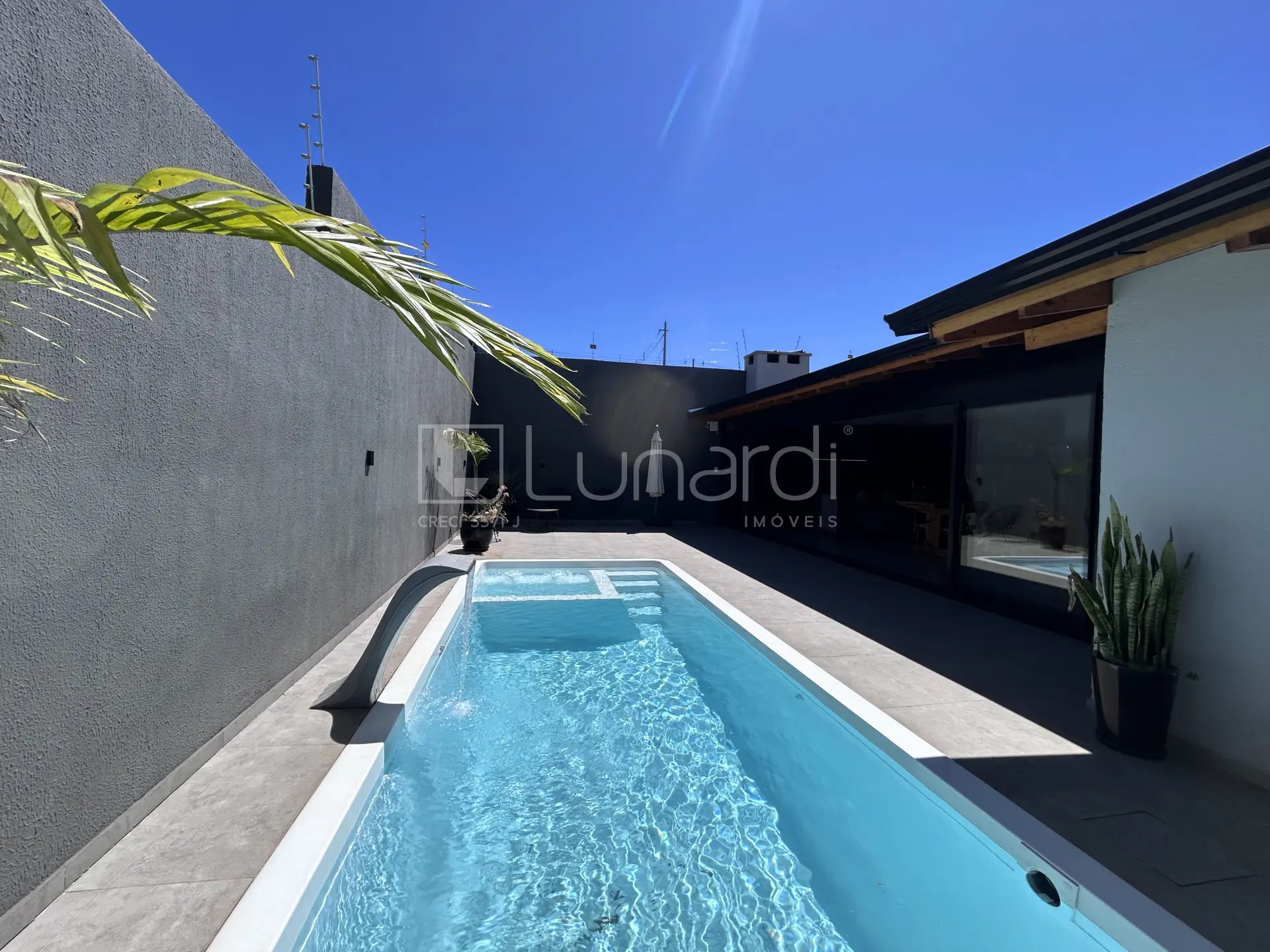Foto Casa com 3 Dormitórios
