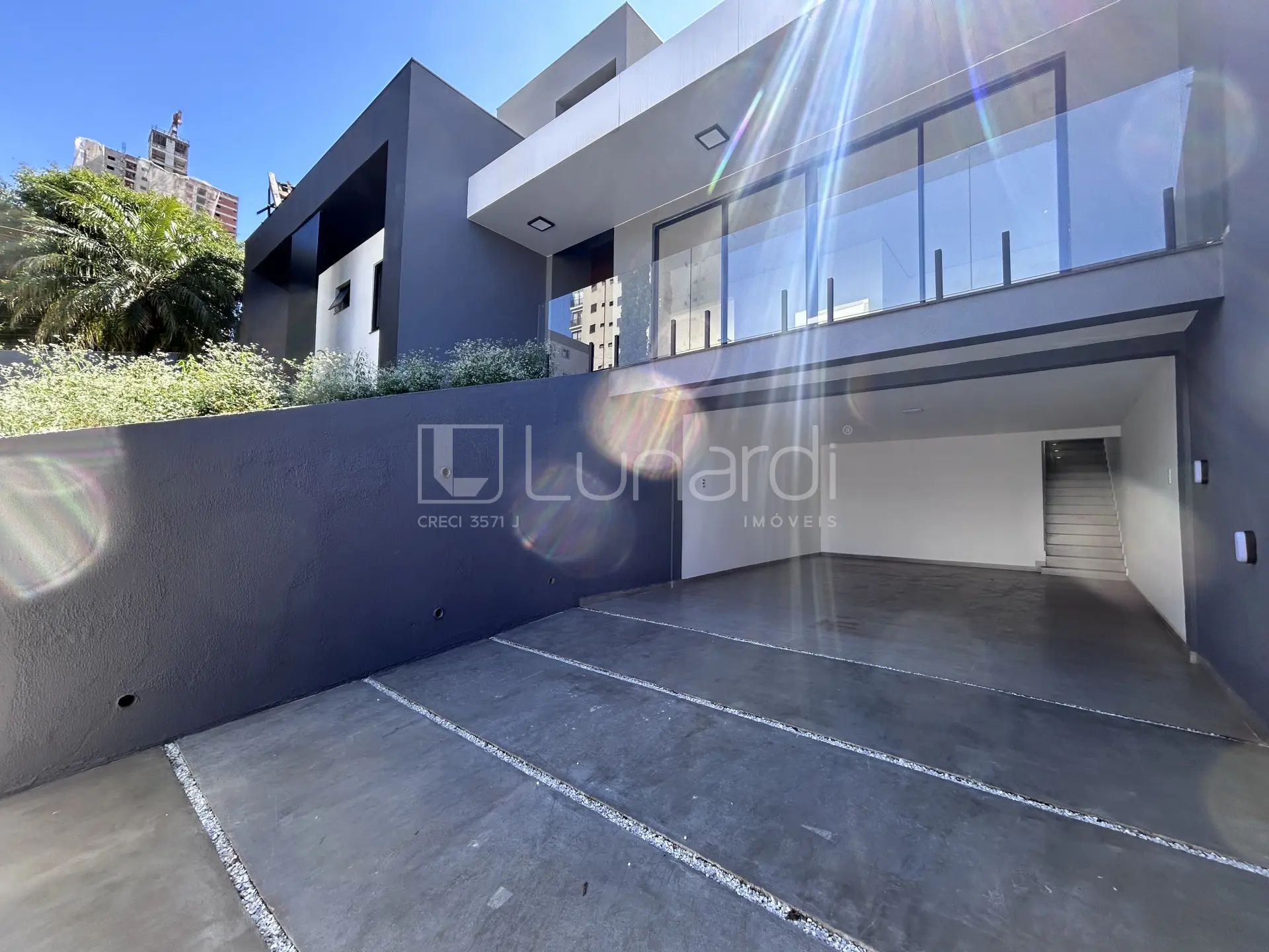 Foto Casa com 3 Dormitórios