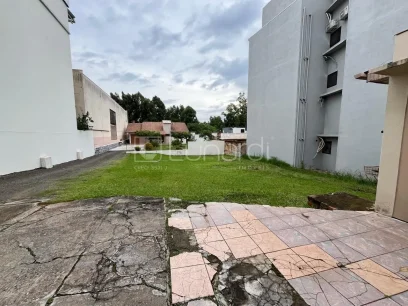 Foto Casa com 5 Dormitórios