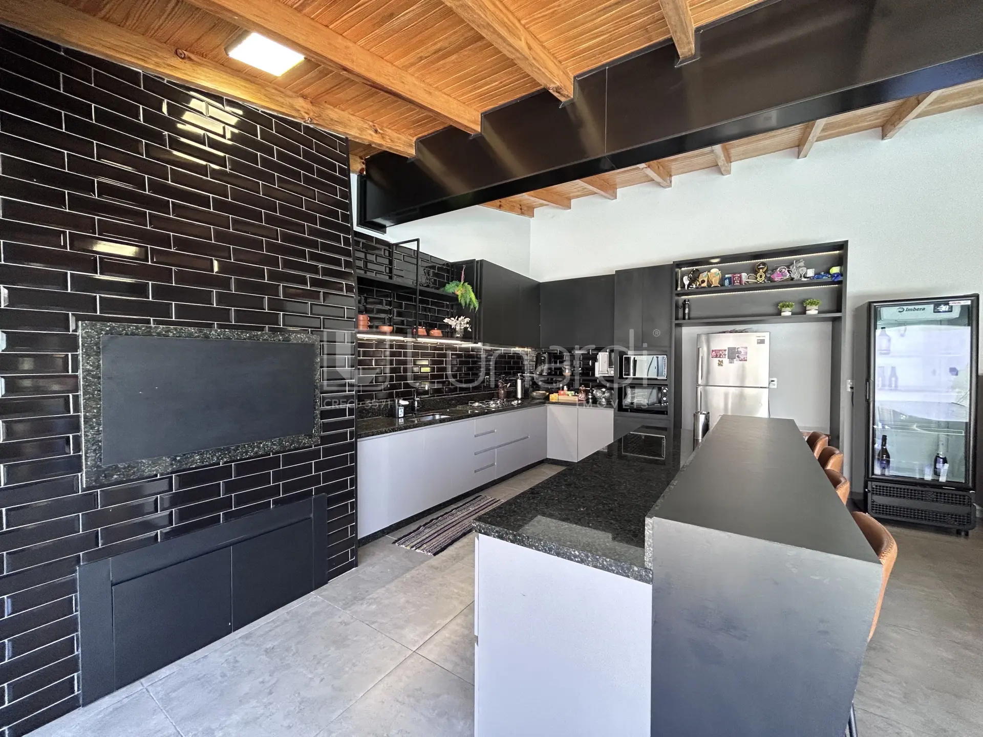 Foto Casa com 3 Dormitórios