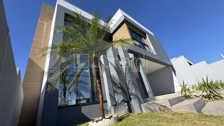 Casa com 3 Dormitórios