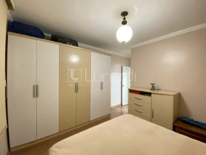 Foto Casa com 3 Dormitórios