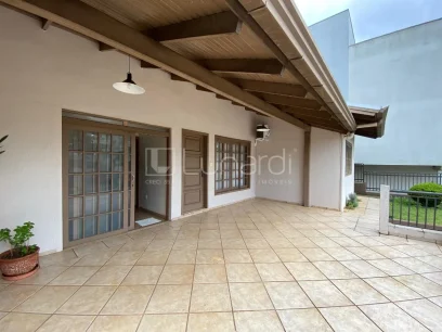Foto Casa com 3 Dormitórios