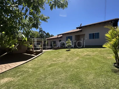 Foto Casa com 3 Dormitórios