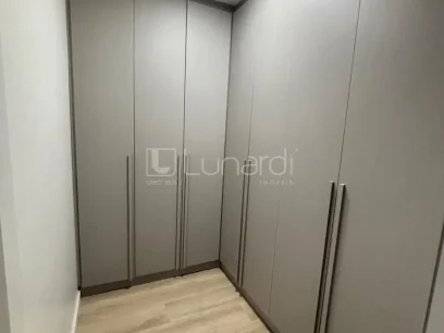 Foto Sobrado com 3 Dormitórios