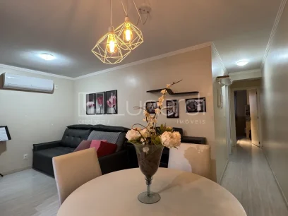 Foto Apartamento com 2 Dormitórios