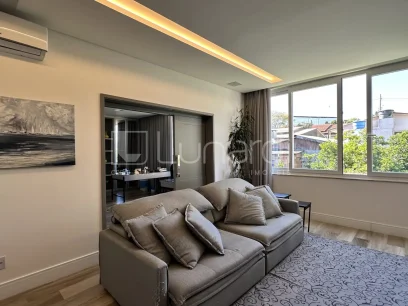 Foto Casa com 3 Suítes