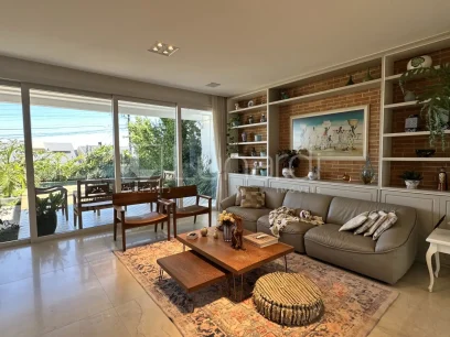 Casa com 3 Suítes
