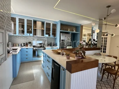 Foto Casa com 3 Suítes
