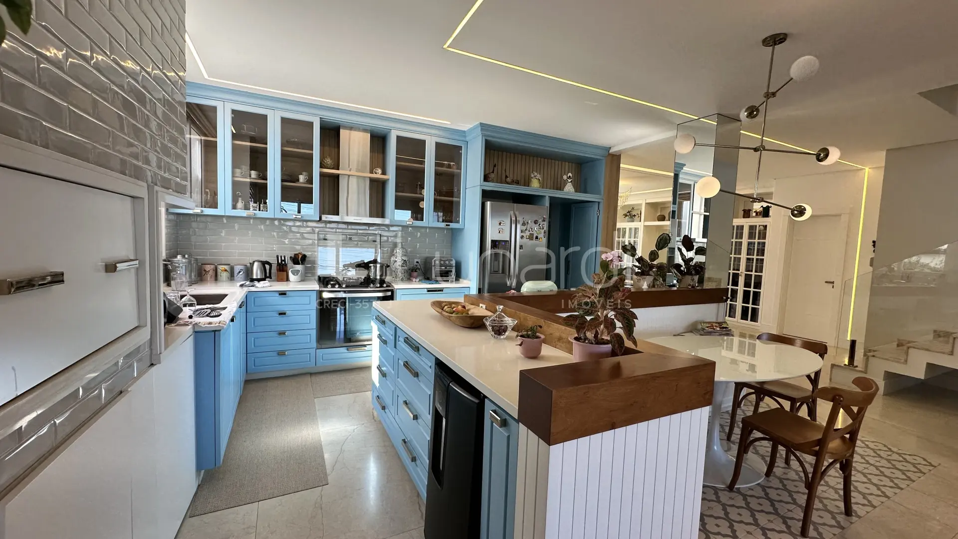 Foto Casa com 3 Suítes