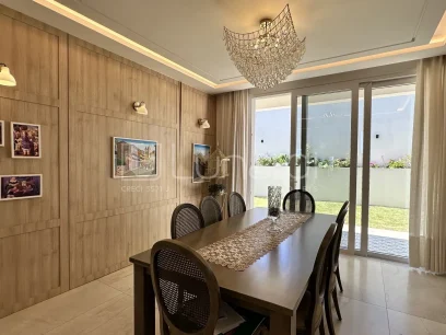 Foto Casa com 3 Suítes