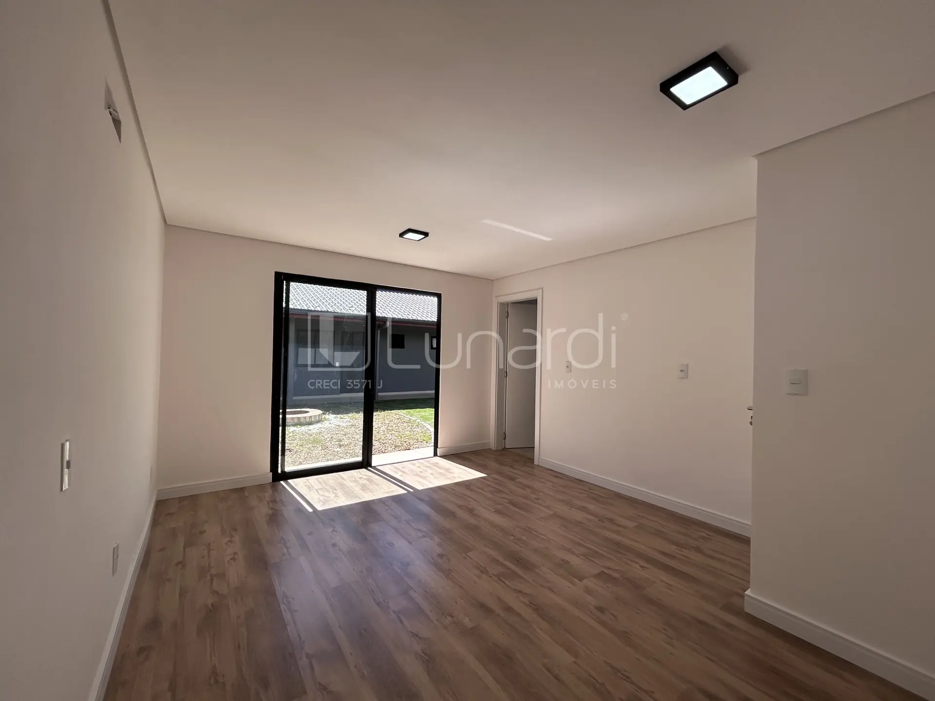 Foto Casa com 3 Dormitórios