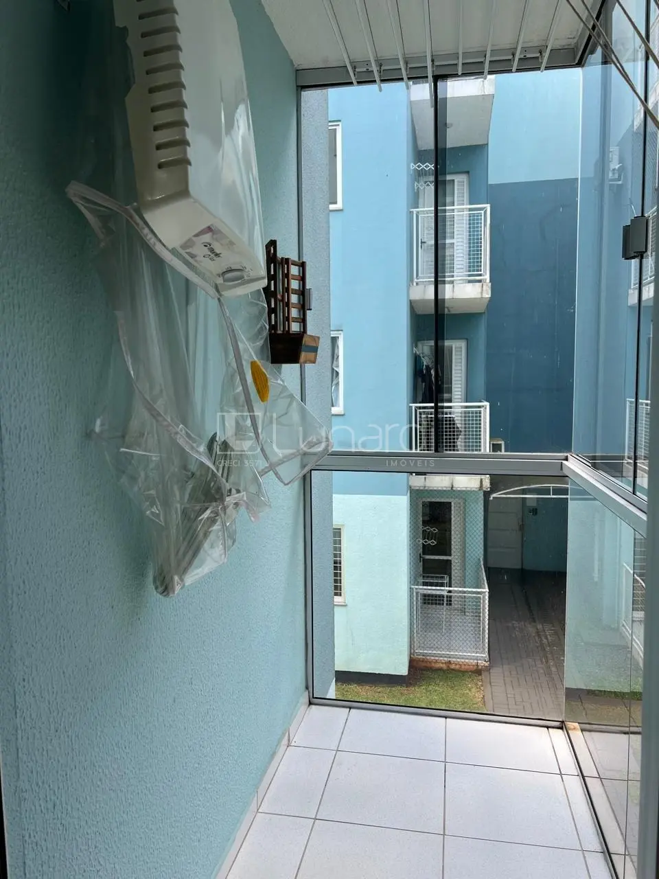 Foto Apartamento com 2 Dormitórios