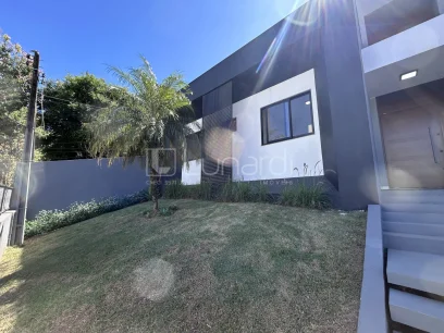 Foto Casa com 3 Dormitórios