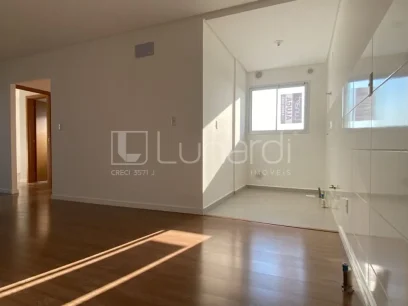Foto Apartamento com 2 Dormitórios