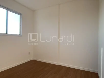 Foto Apartamento com 2 Dormitórios