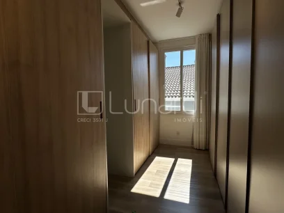 Foto Casa com 3 Suítes