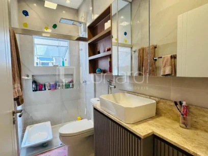 Foto Casa com 3 Dormitórios