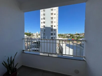 Foto Apartamento com 2 Dormitórios