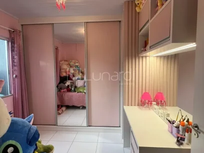 Foto Casa com 2 Dormitórios