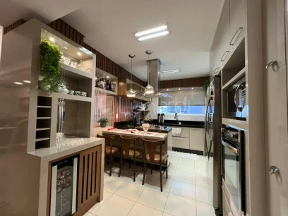 Foto Apartamento com 3 Dormitórios