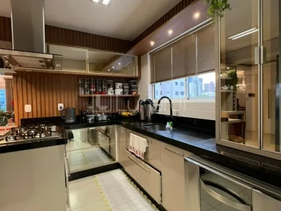 Foto Apartamento com 3 Dormitórios