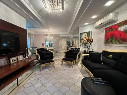 Foto Apartamento com 3 Dormitórios