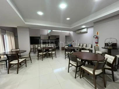 Foto Apartamento com 3 Dormitórios