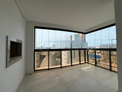 Foto Apartamento com 3 Suítes