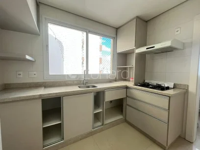 Foto Apartamento com 3 Dormitórios