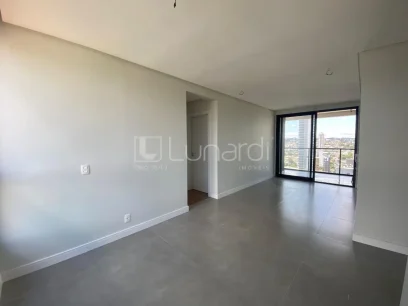 Apartamento com 3 Dormitórios