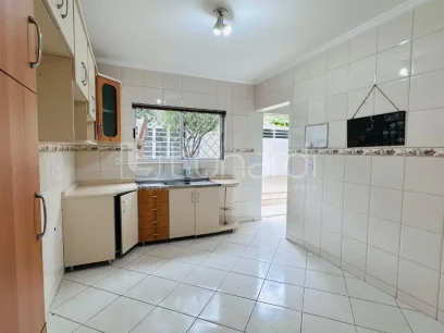 Foto Casa com 3 Dormitórios