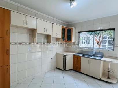 Foto Casa com 3 Dormitórios