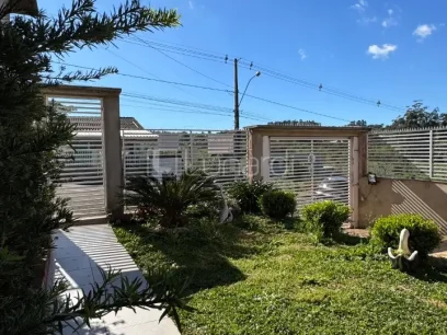 Foto Casa com 3 Dormitórios