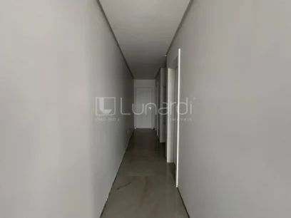 Foto Apartamento com 3 Suítes