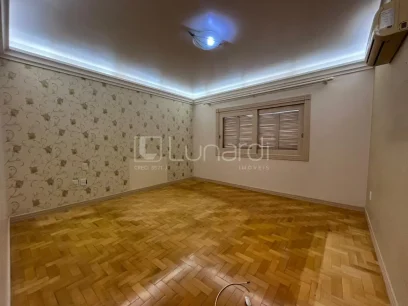 Foto Casa com 7 Dormitórios