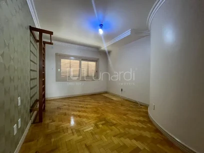 Foto Casa com 7 Dormitórios