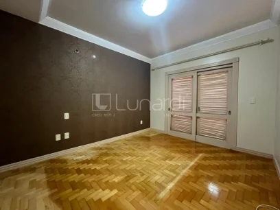 Foto Casa com 7 Dormitórios