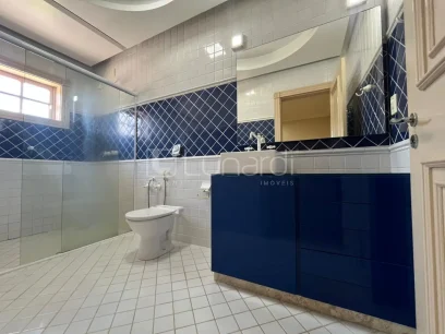 Foto Casa com 7 Dormitórios