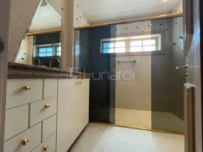 Foto Casa com 7 Dormitórios